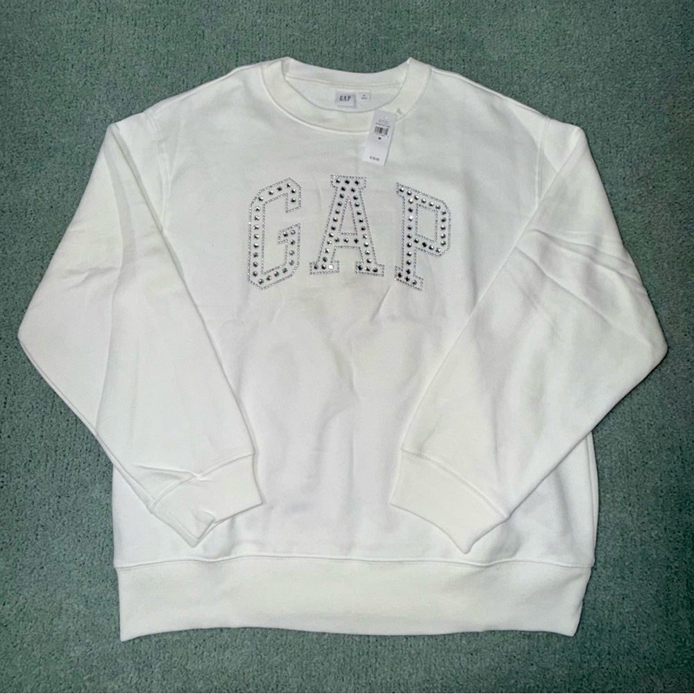 GAP Women's Classic White Crewneck Sweater
